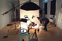 Fotografování produktových fotografií v ateliéru